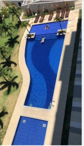 Apartamento encantador com piscina